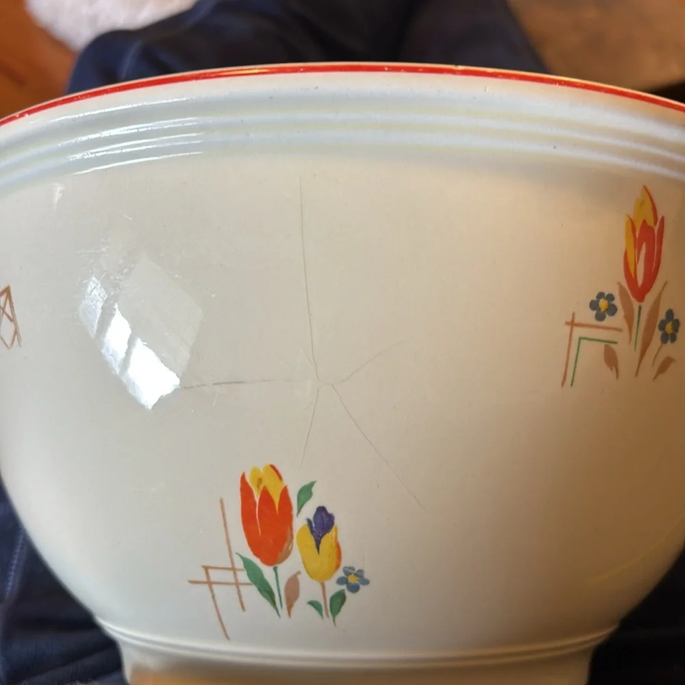 Vintage Homer Laughlin Tulip Large Mixing Bowl Floral Rim Chip